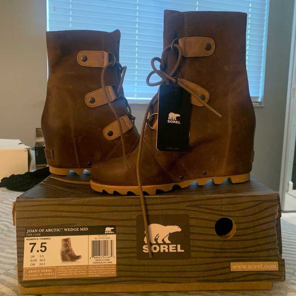 Sorel Joan of ark brown wedge boot